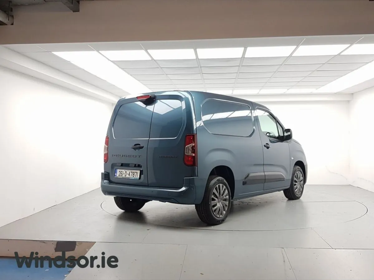 Peugeot Partner PARTNER PRO PLUS1.5 HDI 100 65 ** - Image 3
