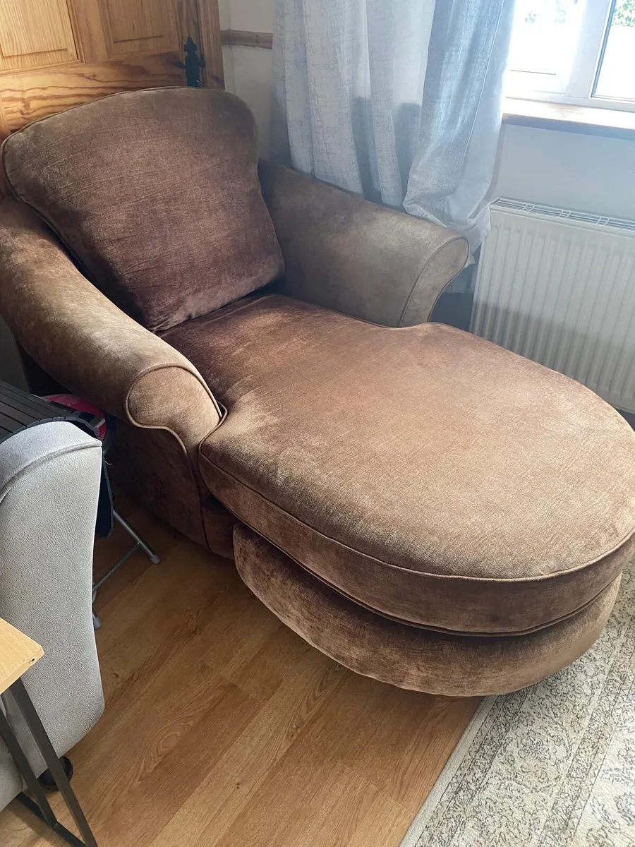Chair - Image 1