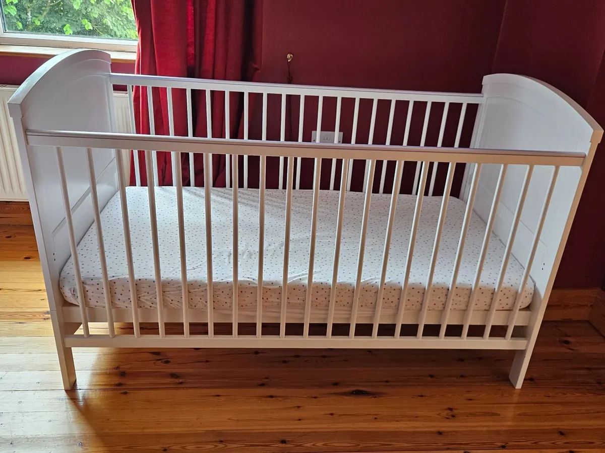 Baby Baby Elegance Walt Cot Bed - White - Image 3