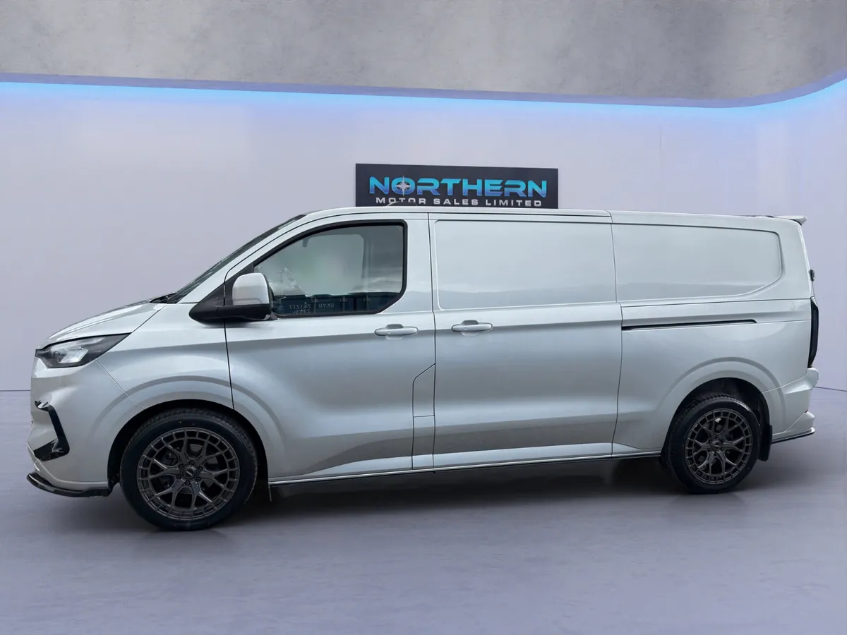 2024 Ford Transit Custom Limited L2 - Image 4