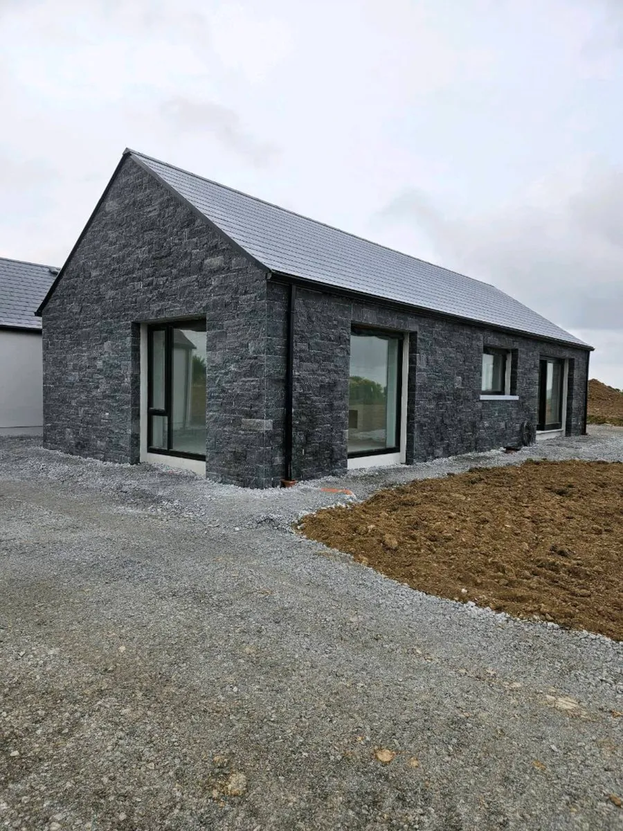 Stone masonry - Image 1
