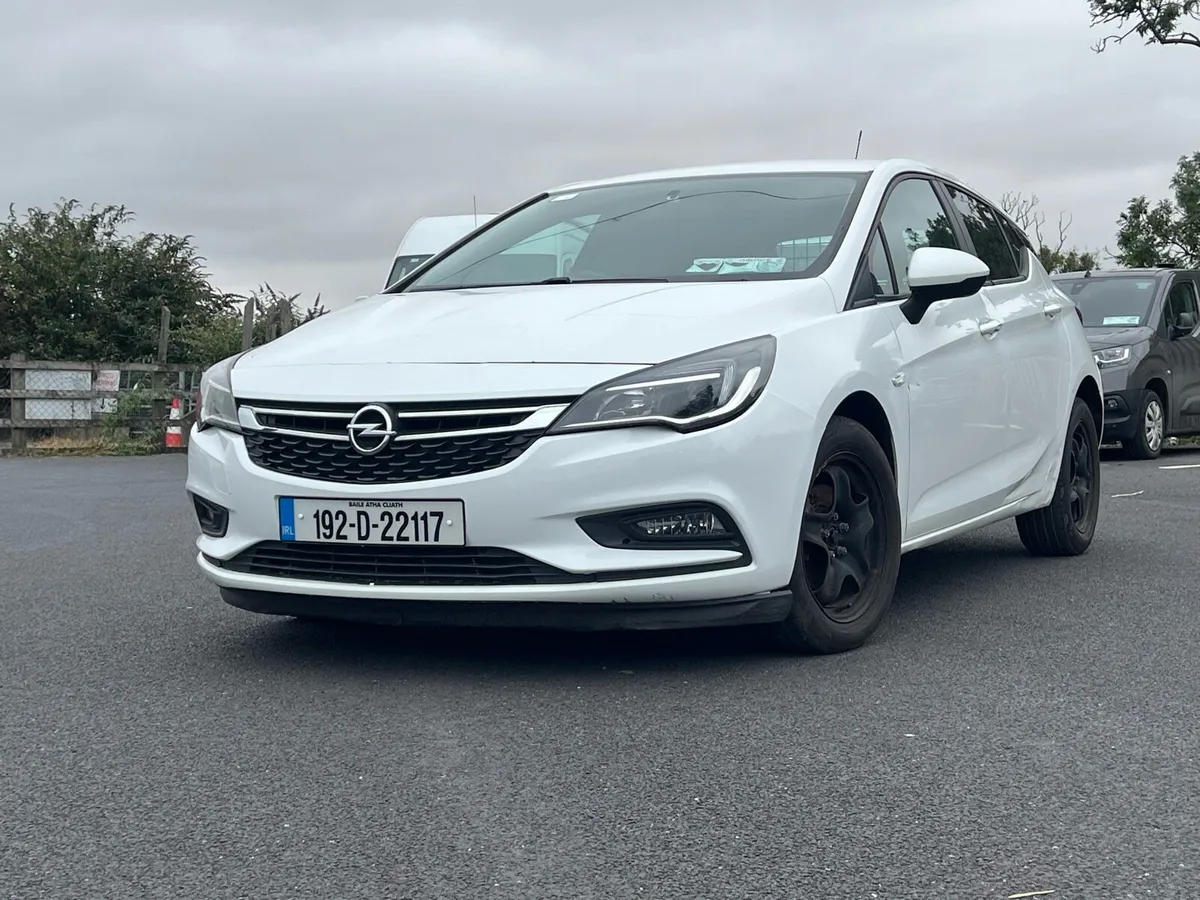Opel astra 2019 07/2027 DOE - Image 1