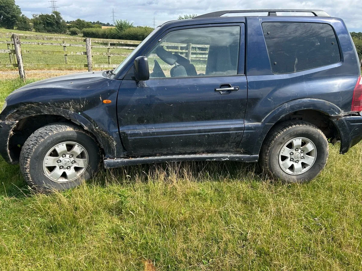 Mitsubishi pajero - Image 1