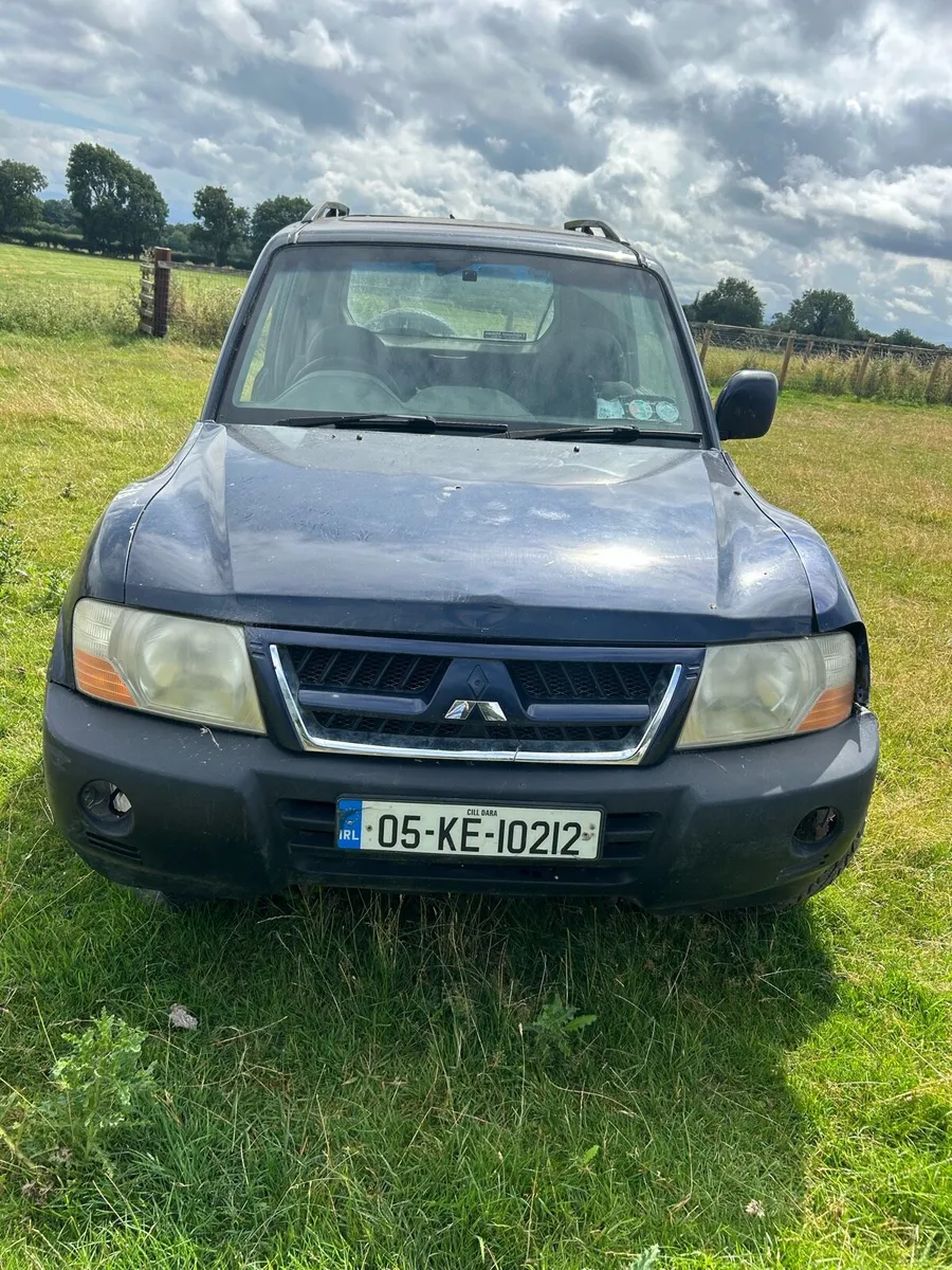 Mitsubishi pajero - Image 2