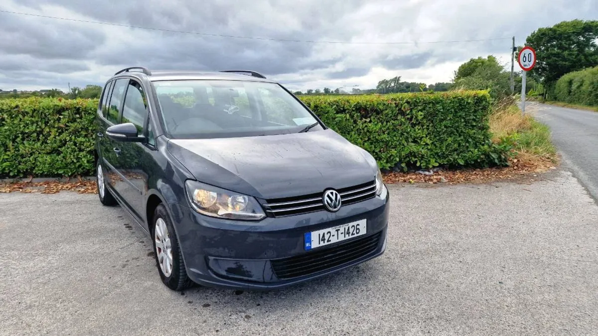 2014 Volkswagen Touran 1.6 TDI disele  bluemotion - Image 1