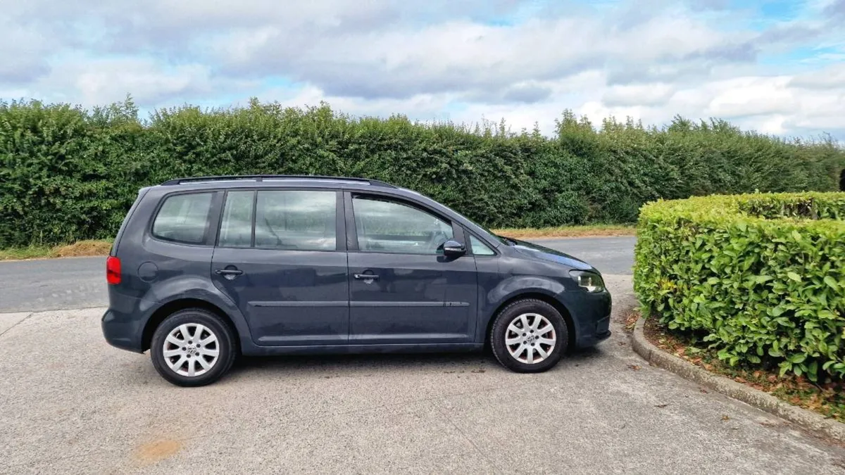 2014 Volkswagen Touran 1.6 TDI disele  bluemotion - Image 4