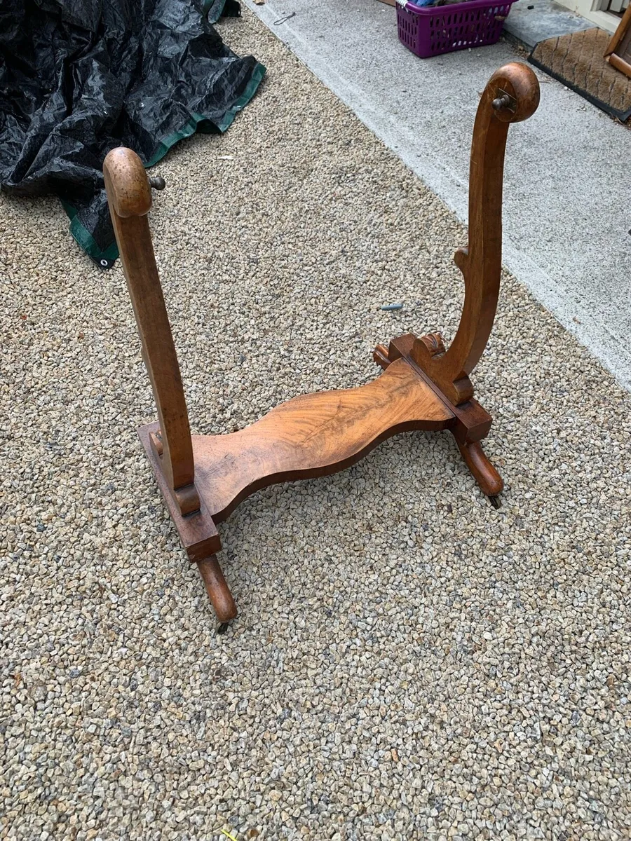 Victorian walnut and mahogany mirror for project - Image 3