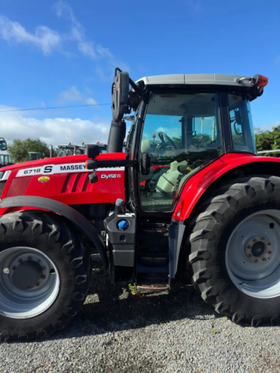 Massey Ferguson 6718S - Image 2