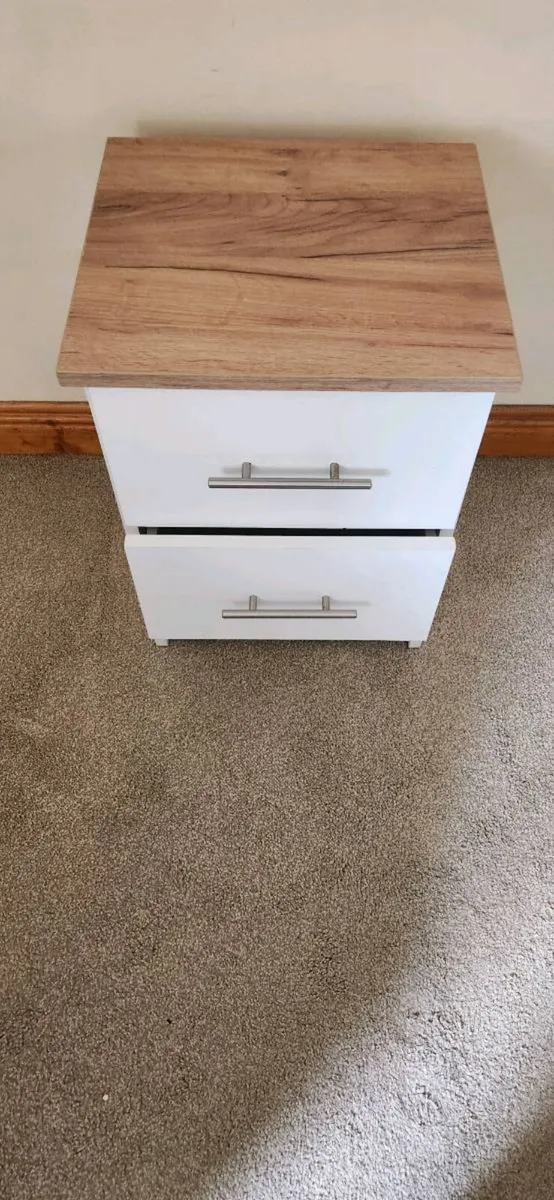 2 bed side lockers - Image 2