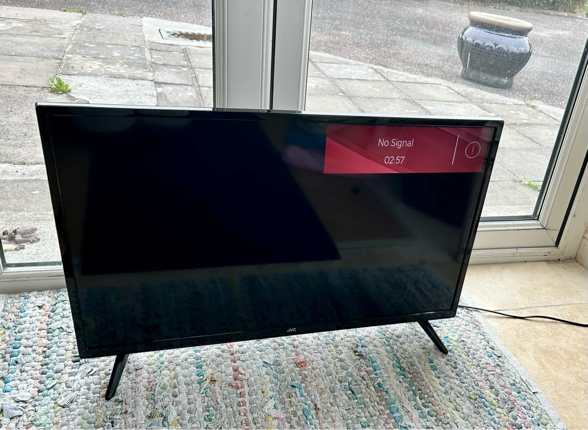 JVC 32” LED Smart TV - Image 4