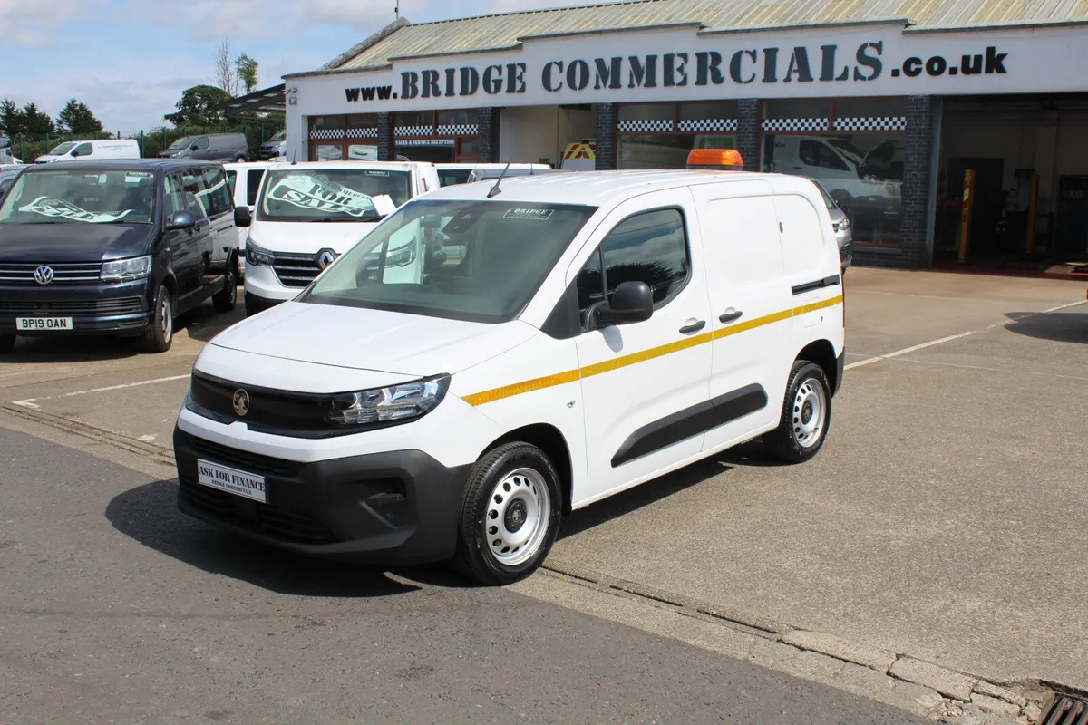 2025 Vauxhall Combo L1H1 Prime - Image 1