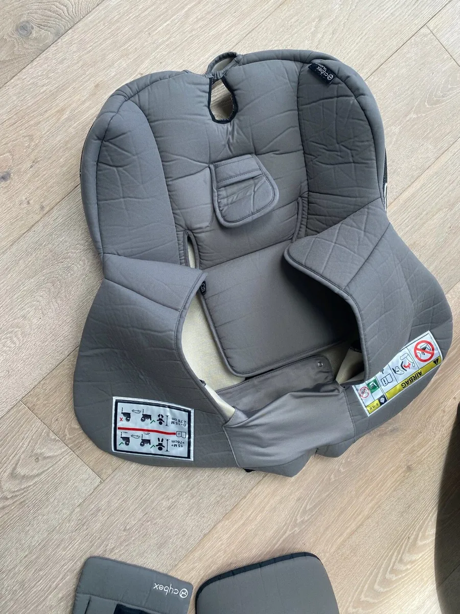 Car seat - Image 4