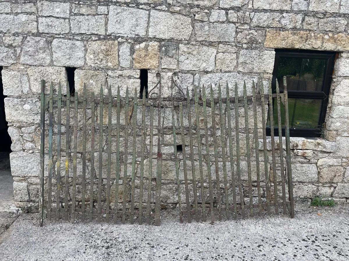 Old Wrought Iron Gates *Repair* - Image 1