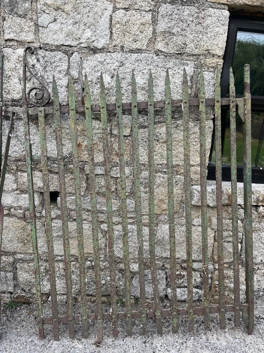 Old Wrought Iron Gates *Repair* - Image 3
