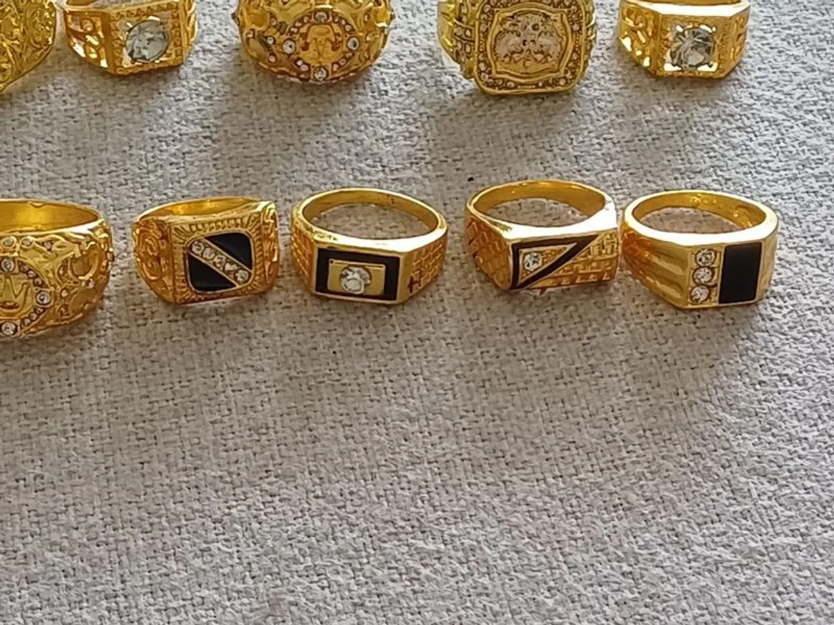 Mens Rings - Image 1