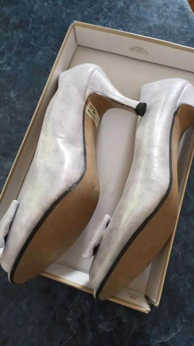 Shoes - Image 2