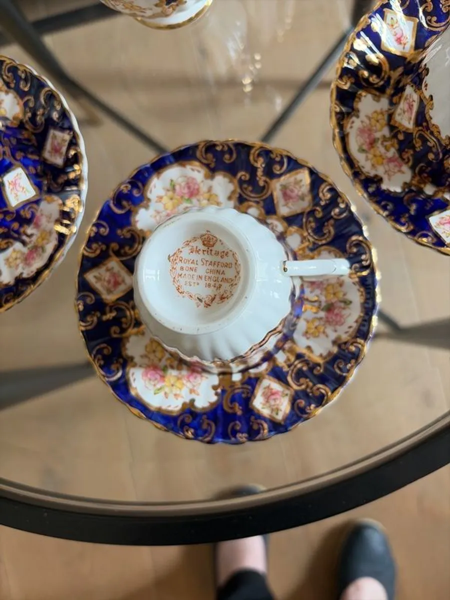 Vintage Tea Service - Image 1
