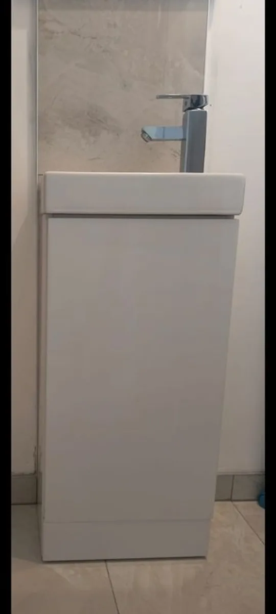 Bathroom - Image 1