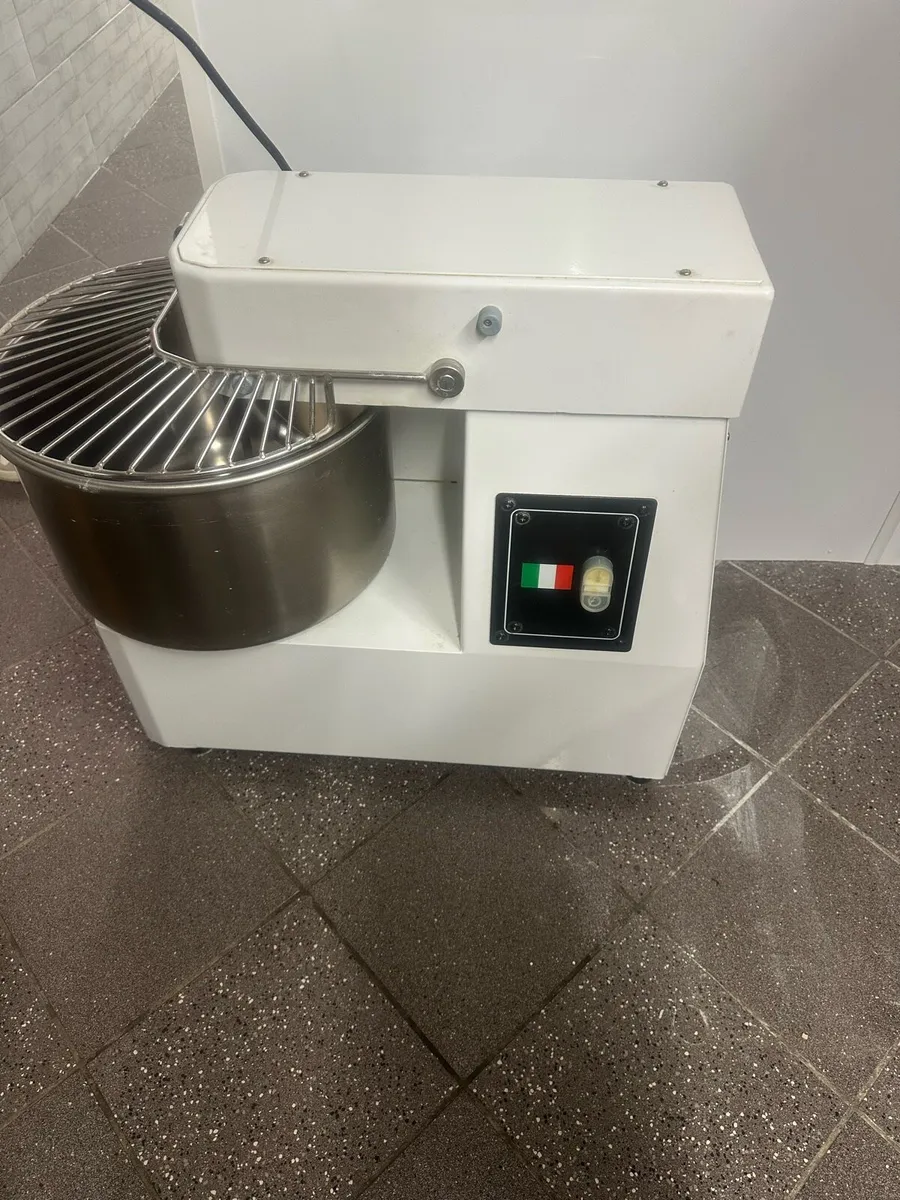 Pizza dough mixer - Image 1