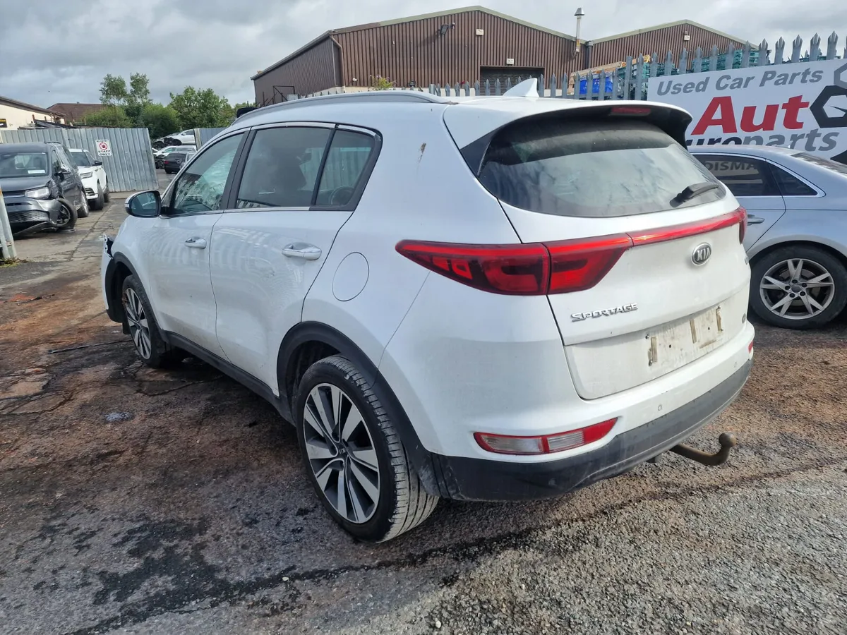 16 KIA SPORTAGE  1.7 CRDI (D4FD) FOR BREAKING - Image 3