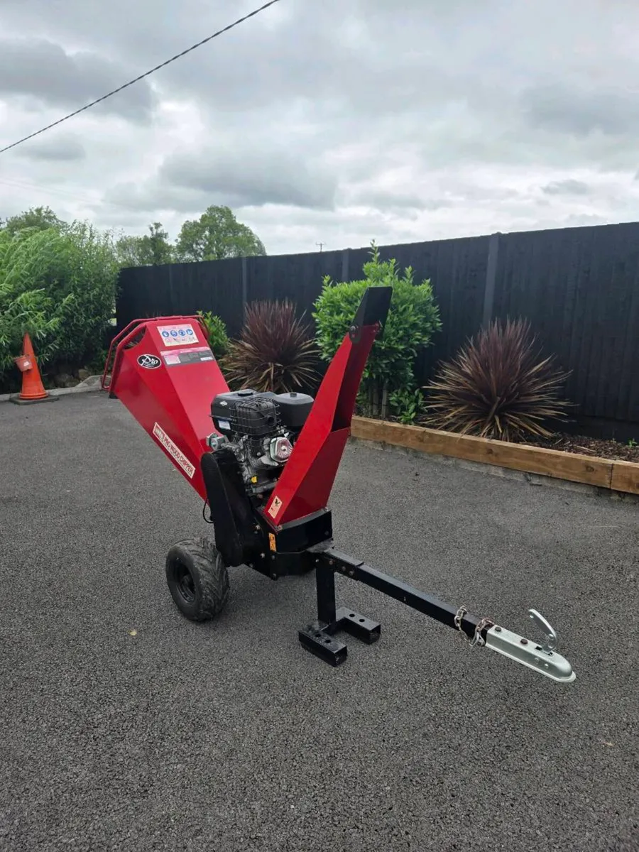 Pro Wood Chipper - Image 1