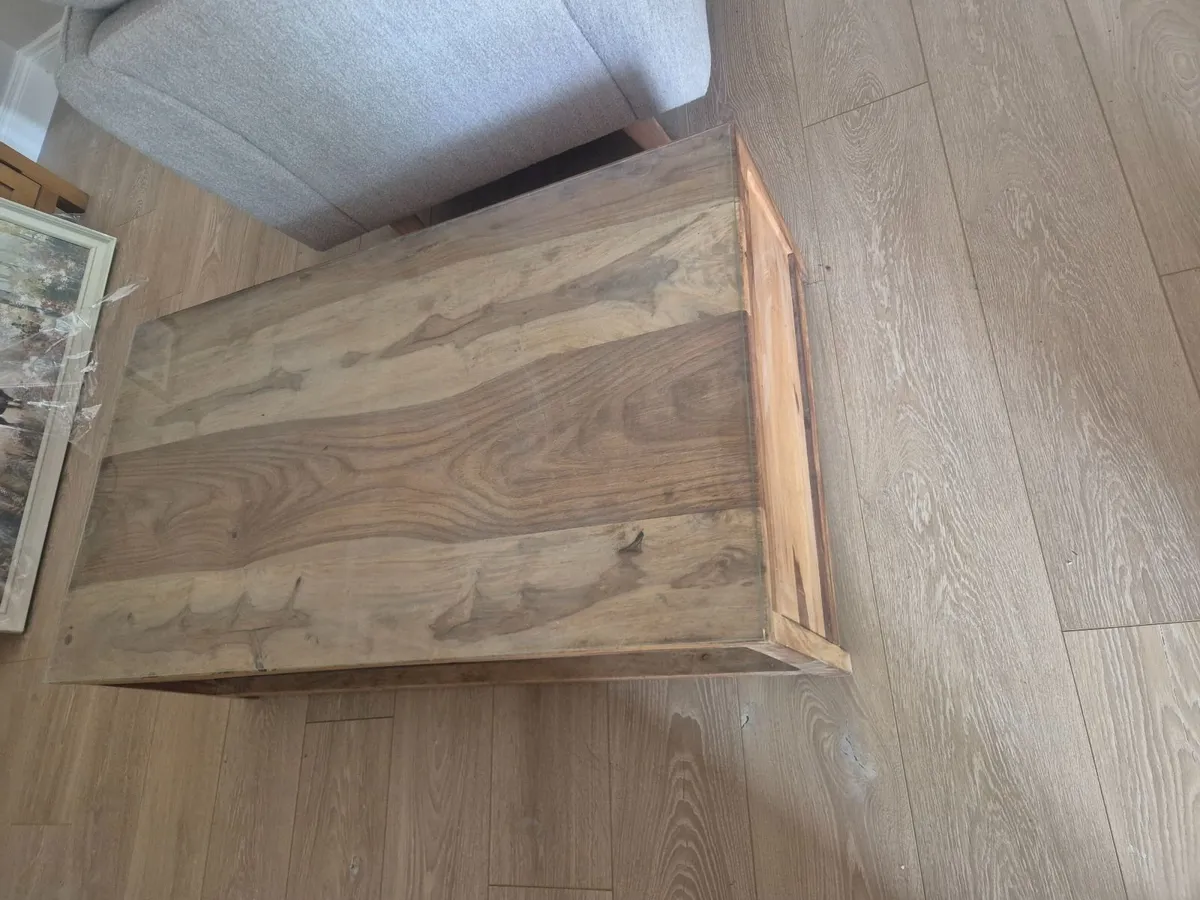 coffee table - Image 1