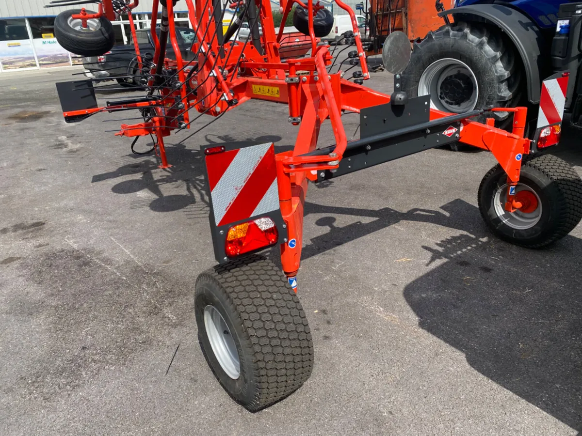 New Kuhn 6501 rake - Image 3