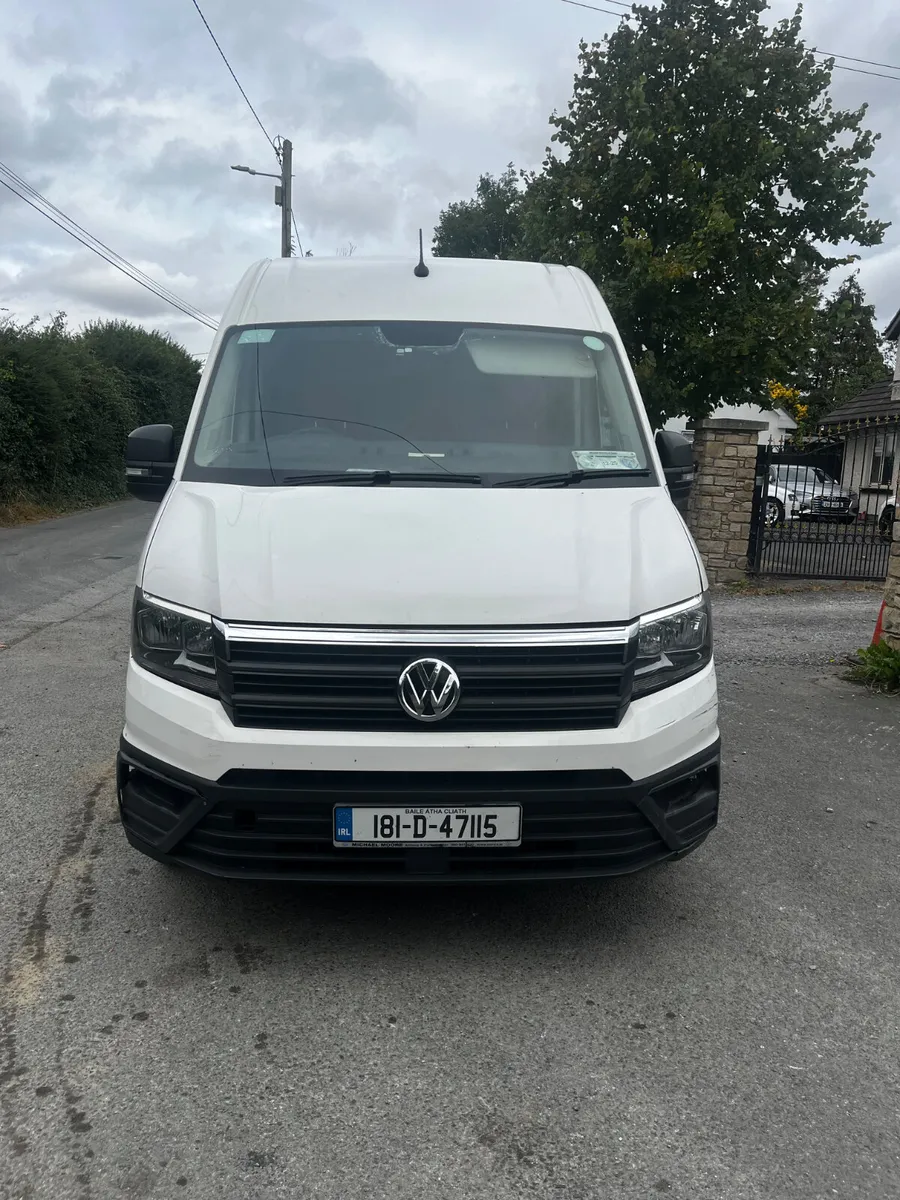 18 Volkswagen  Crafter - Image 1