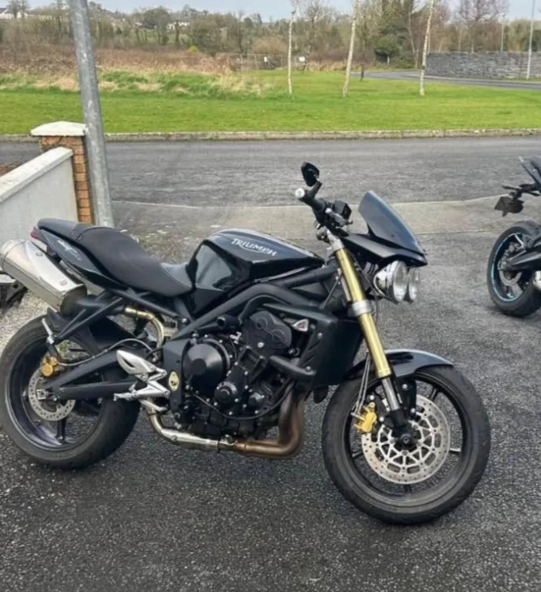 Triumph Street triple  2009 - Image 1