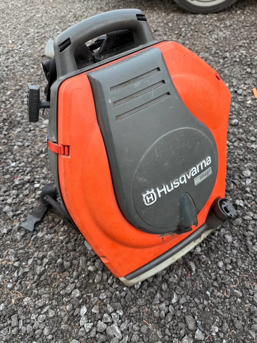 Husqvarna leaf blower - Image 1