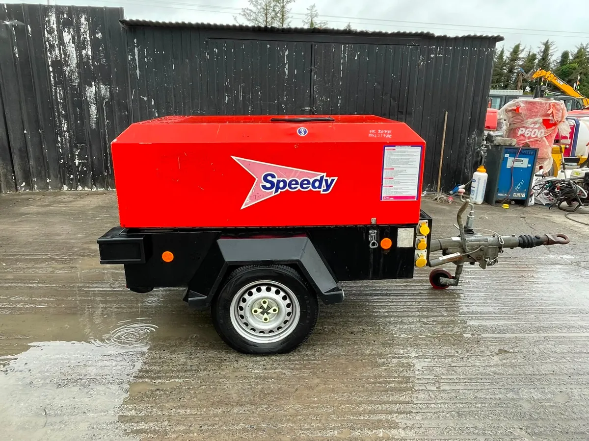 Doosan 731E Road Compressor 105CFM - Image 3