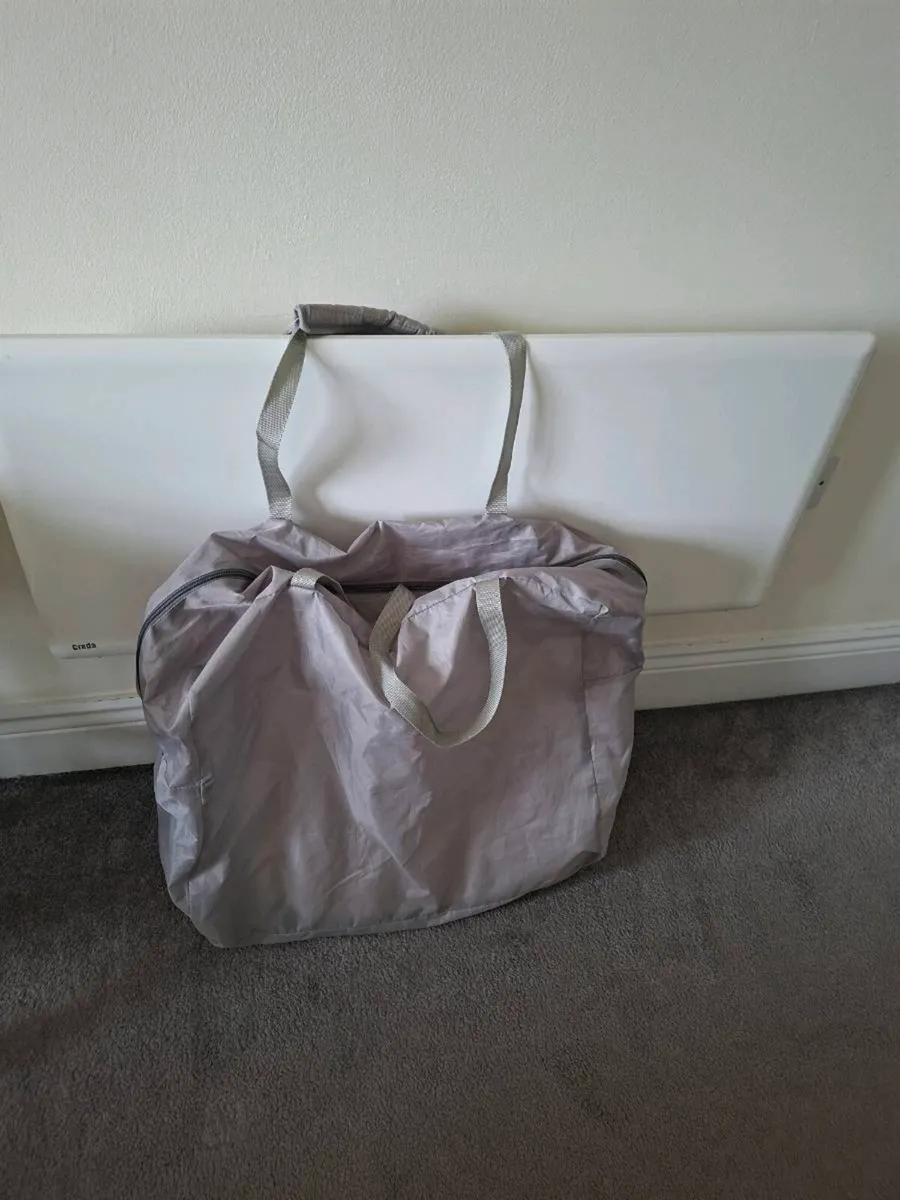 Next to me crib/travel cot - Image 3
