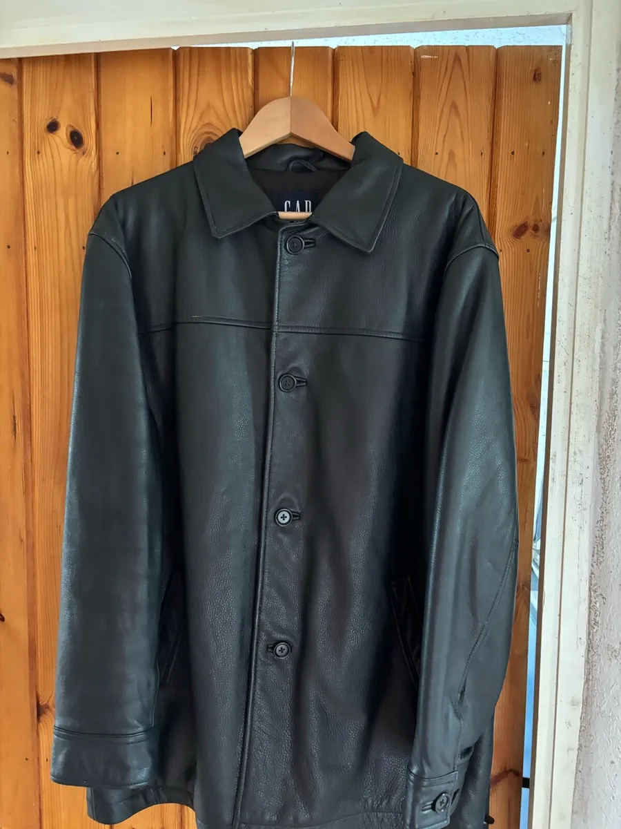 Vintage GAP Men’s 3/4 length Leather Jacket - Image 1