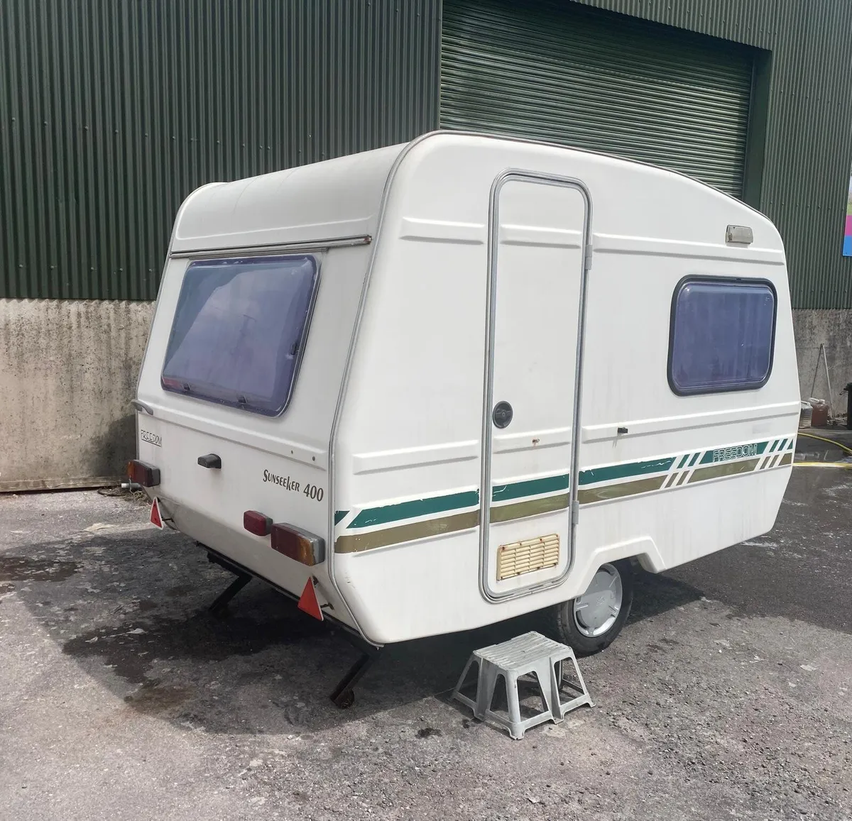3 BERTH FREEDOM SUN SEEKER ONLY 750kG - Image 2
