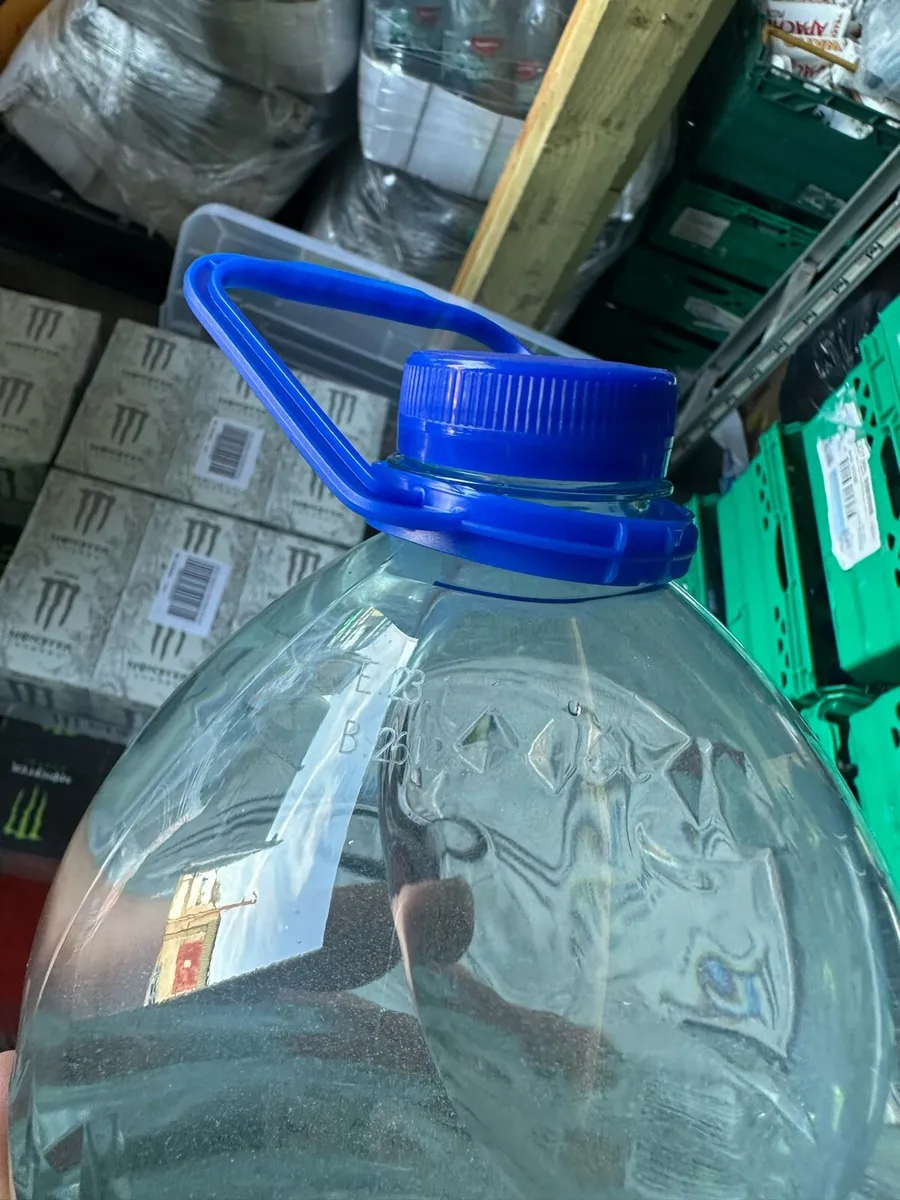 Bottled water - Image 3