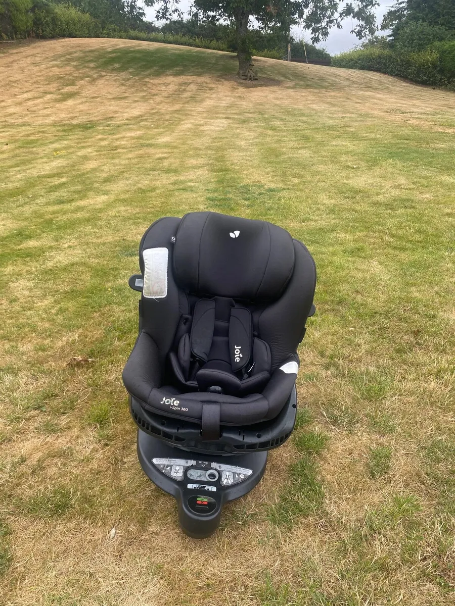 Joie i Spin 360 car seat - Image 2