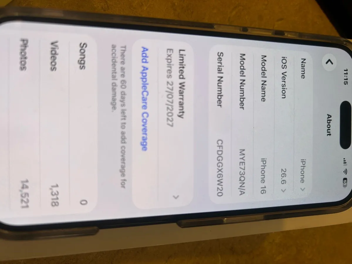 iPhone 16 - Image 3