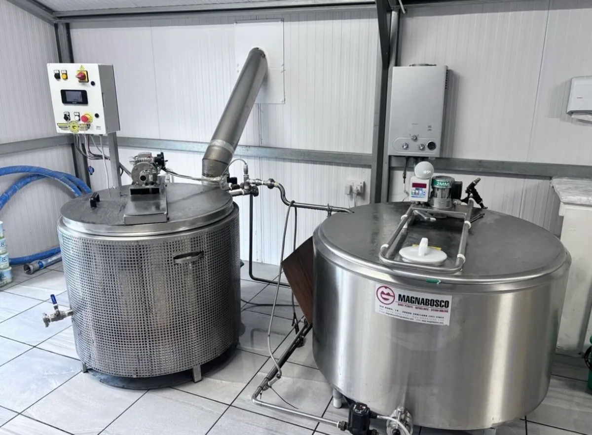 230 litre batch pasteuriser - Image 1