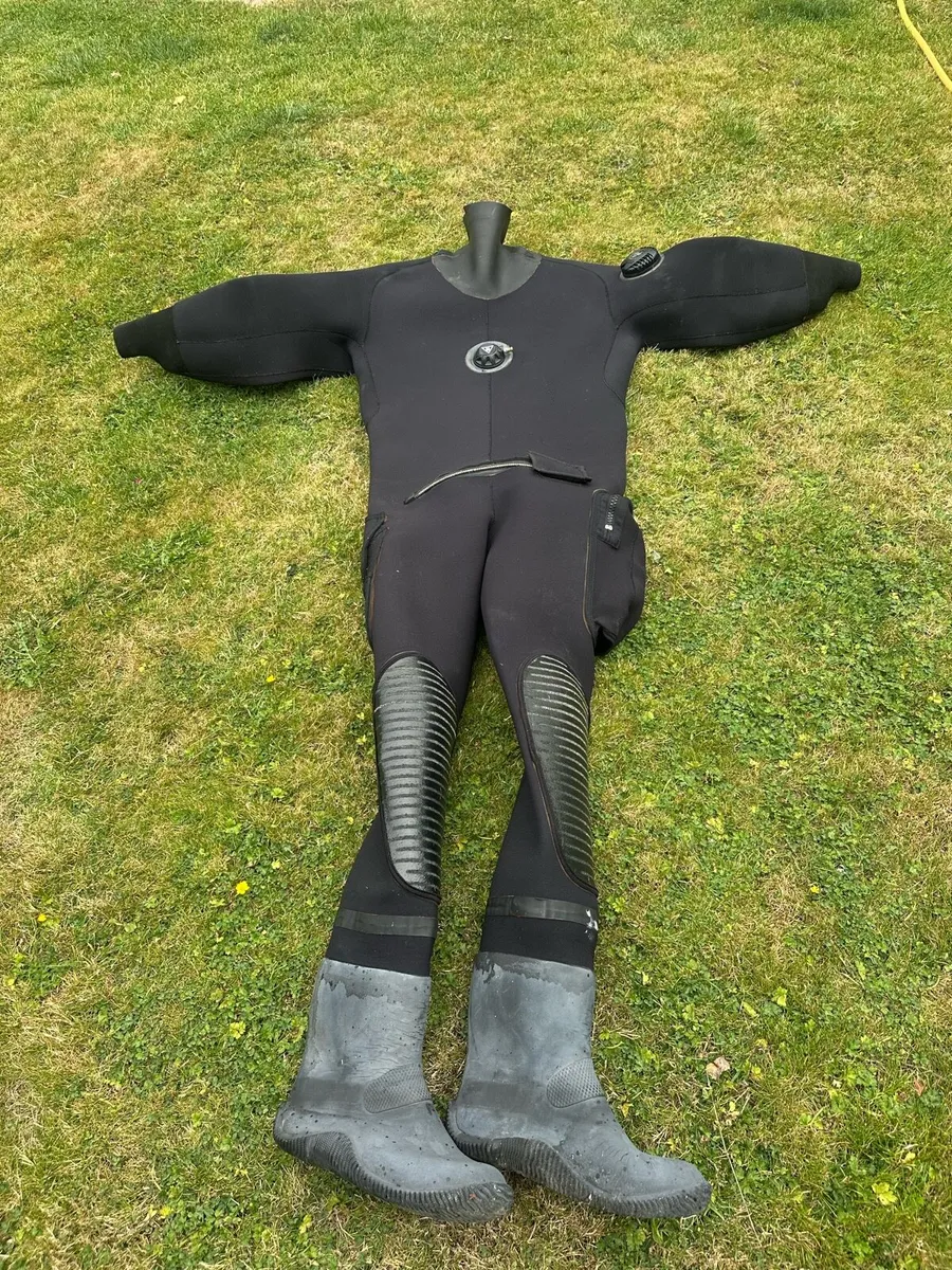 Scuba Dry Suit - Image 1