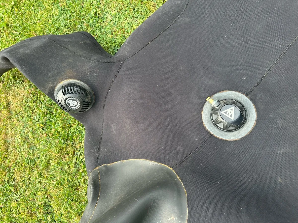 Scuba Dry Suit - Image 4