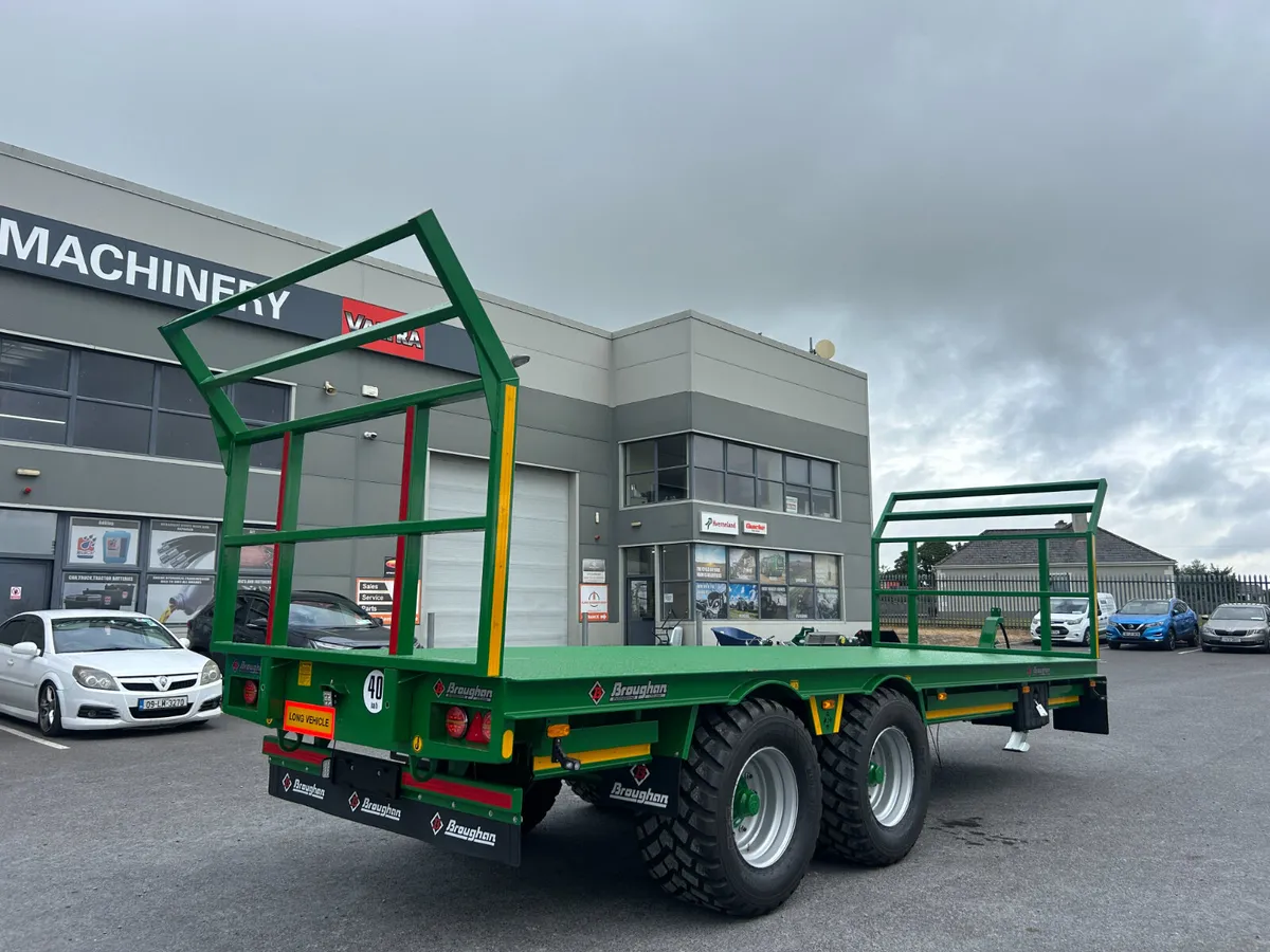 Broughan 24ft Bale Trailer - Image 2