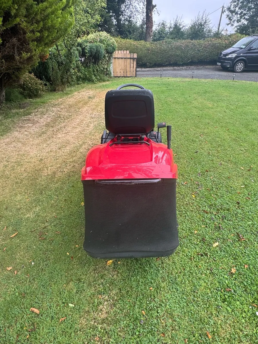 Ride on mower - Image 3