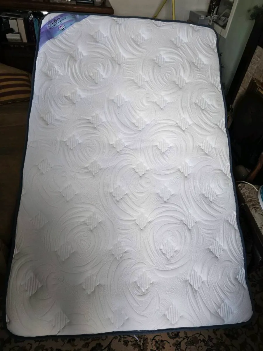 4ft quilted  new orthopaedic  matress for sale - Image 2