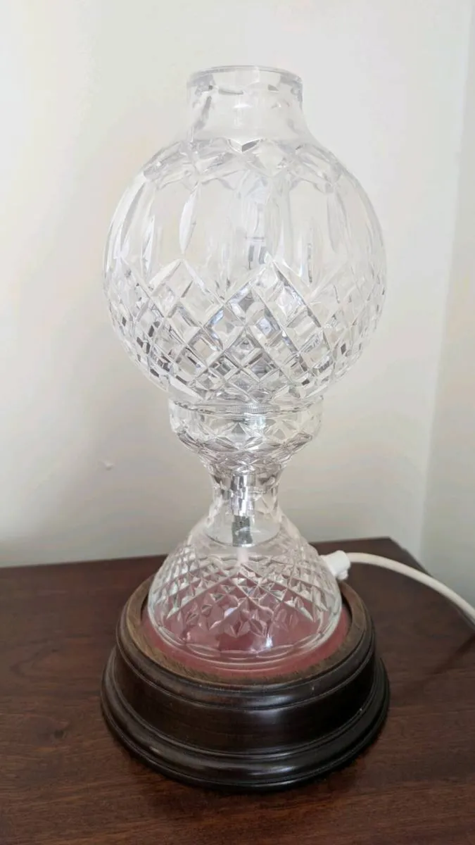 Cavan Crystal Hurricane Lamp - Image 1