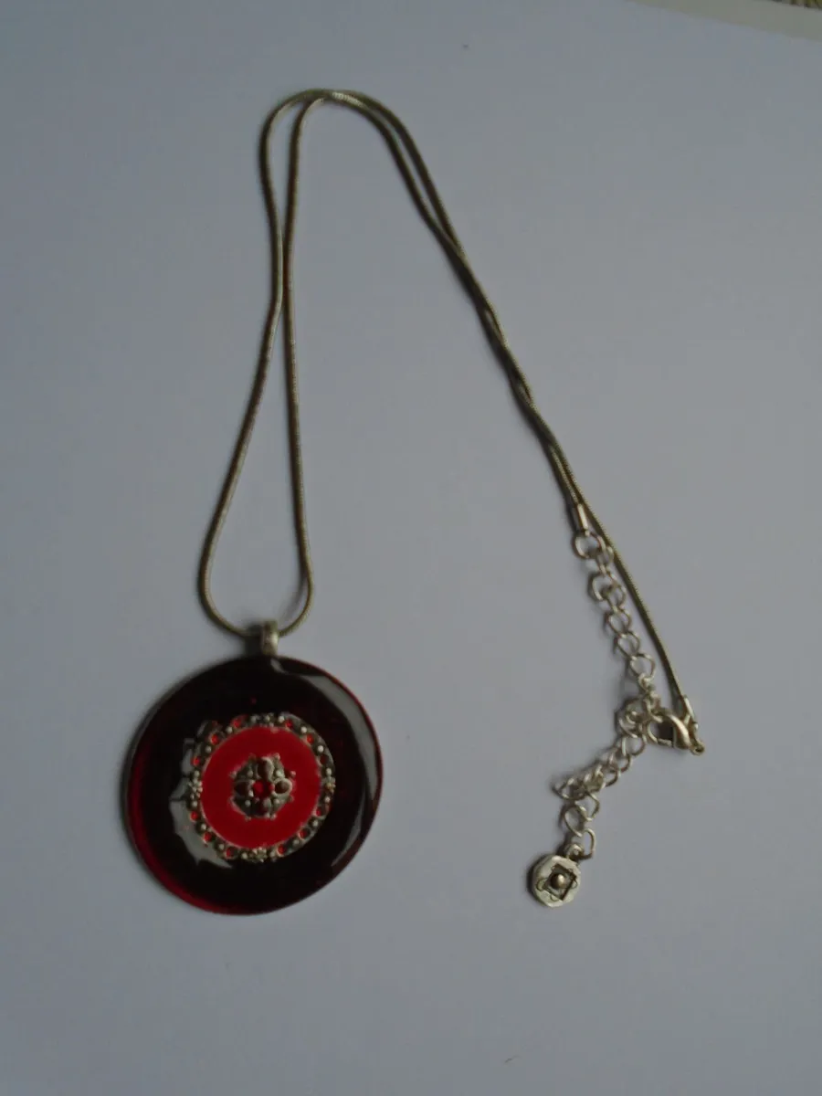 IKITA pendant, Jewellery, Necklace. - Image 1