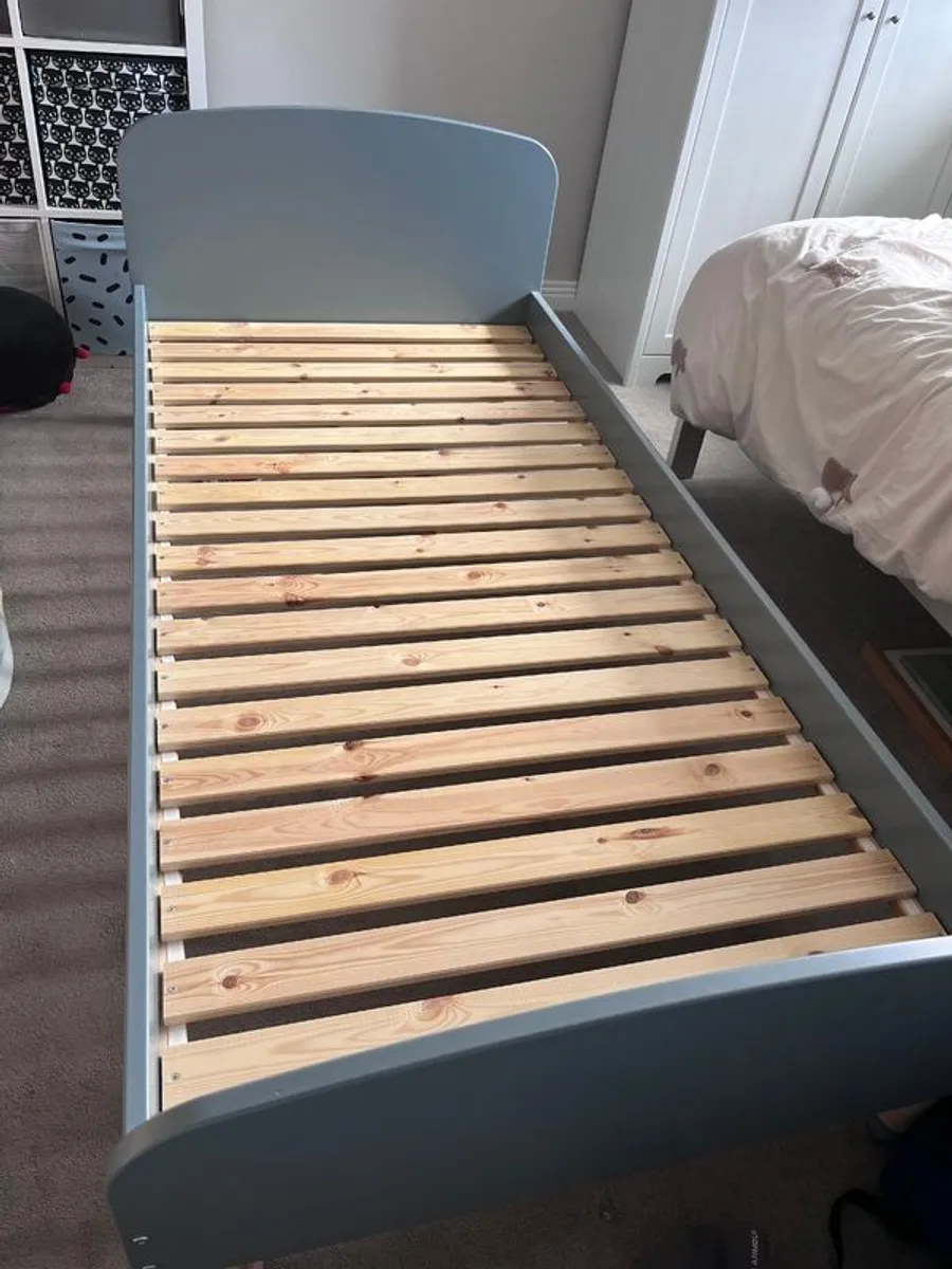 Kids Flexa Dots single bed - Image 1