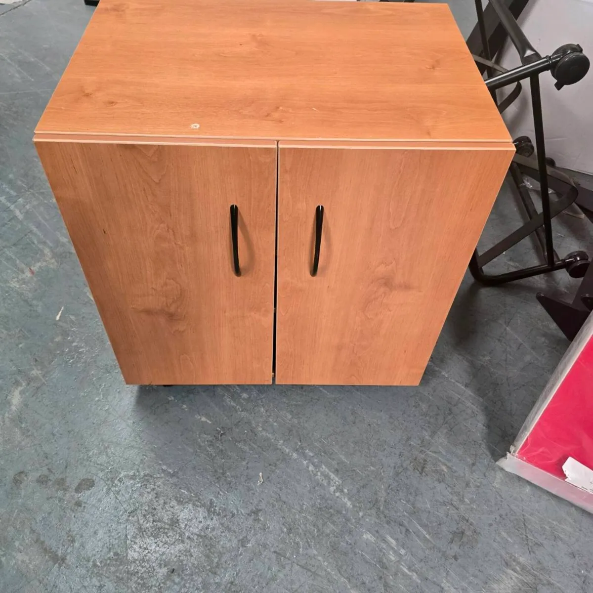 Low educational storage unit - Image 3