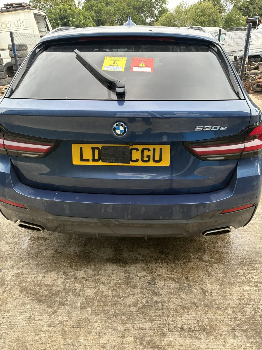 2024 bmw 530 g30 g31 parts breaking - Image 4