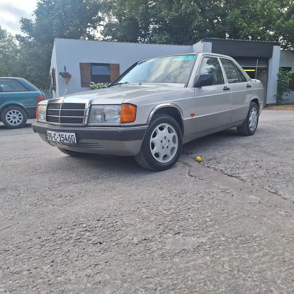 Mercedes-Benz Other 1990 - Image 2