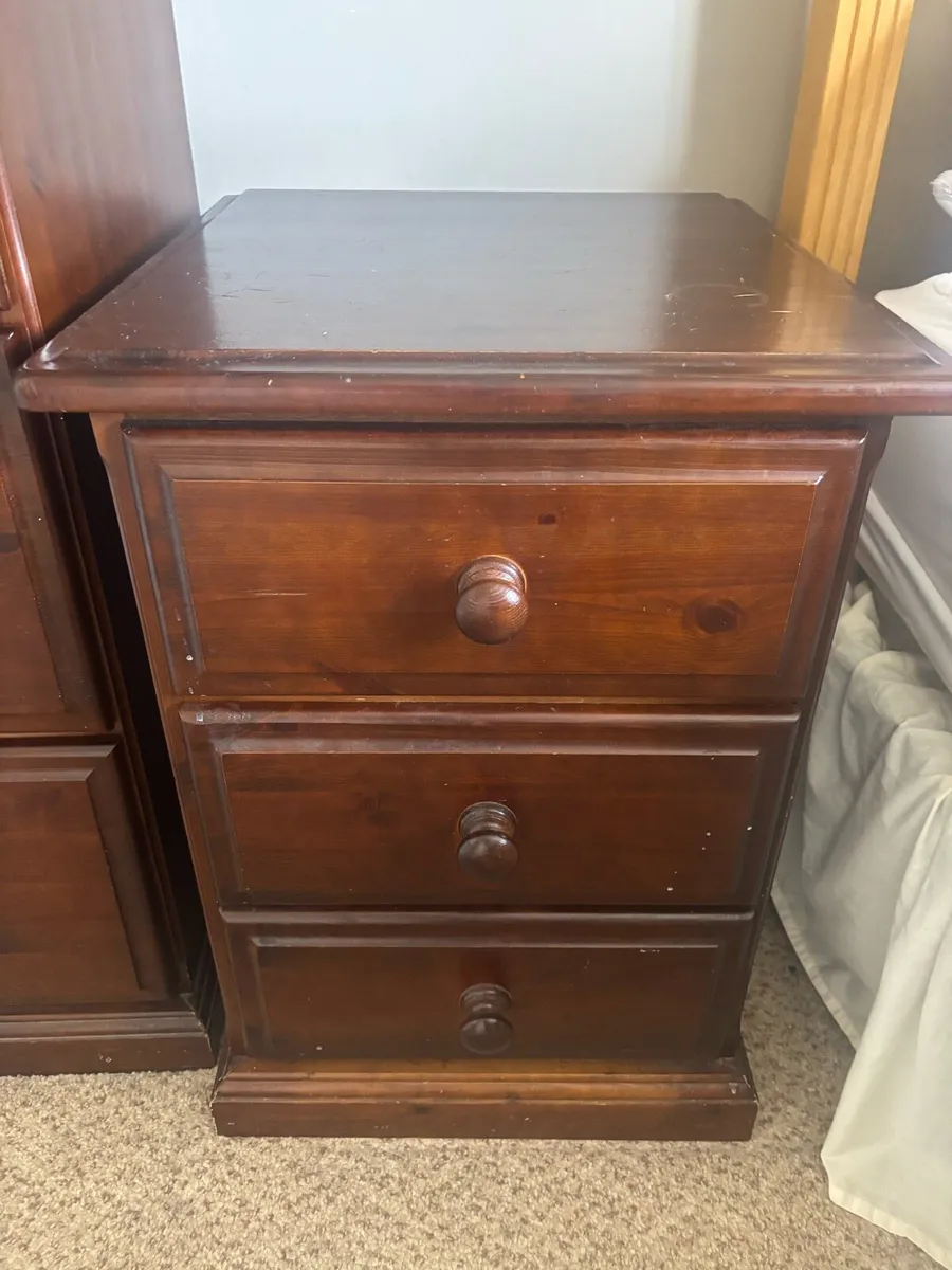 3 piece set bedroom mahogany effect furniture - Image 3